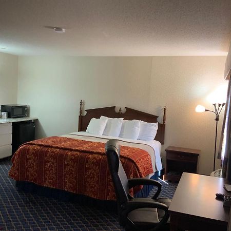 Regency Inn & Suites 웨스트 스프링필드 외부 사진