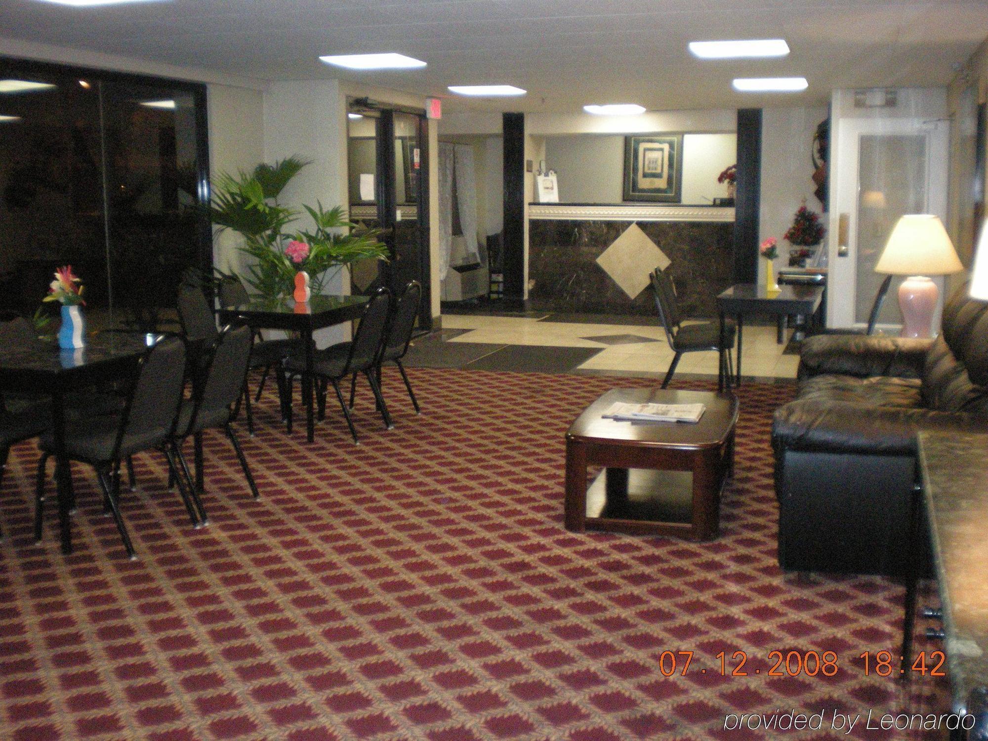 Regency Inn & Suites 웨스트 스프링필드 외부 사진