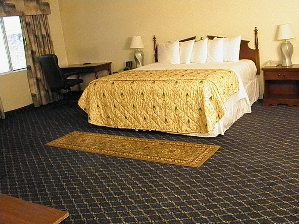 Regency Inn & Suites 웨스트 스프링필드 외부 사진