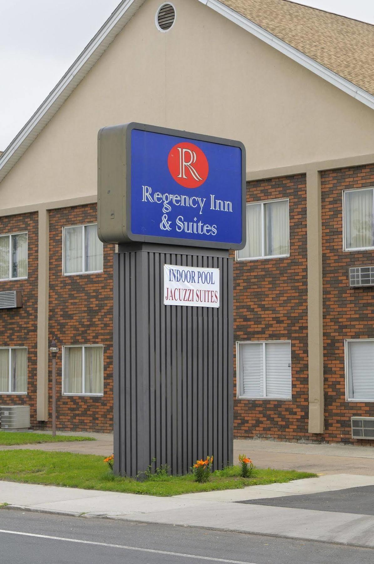 Regency Inn & Suites 웨스트 스프링필드 외부 사진